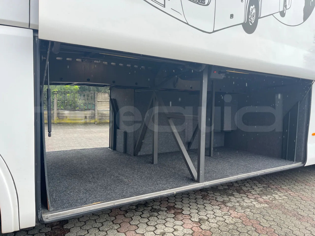 Turistický autobus Irizar Scania: obrázek 8