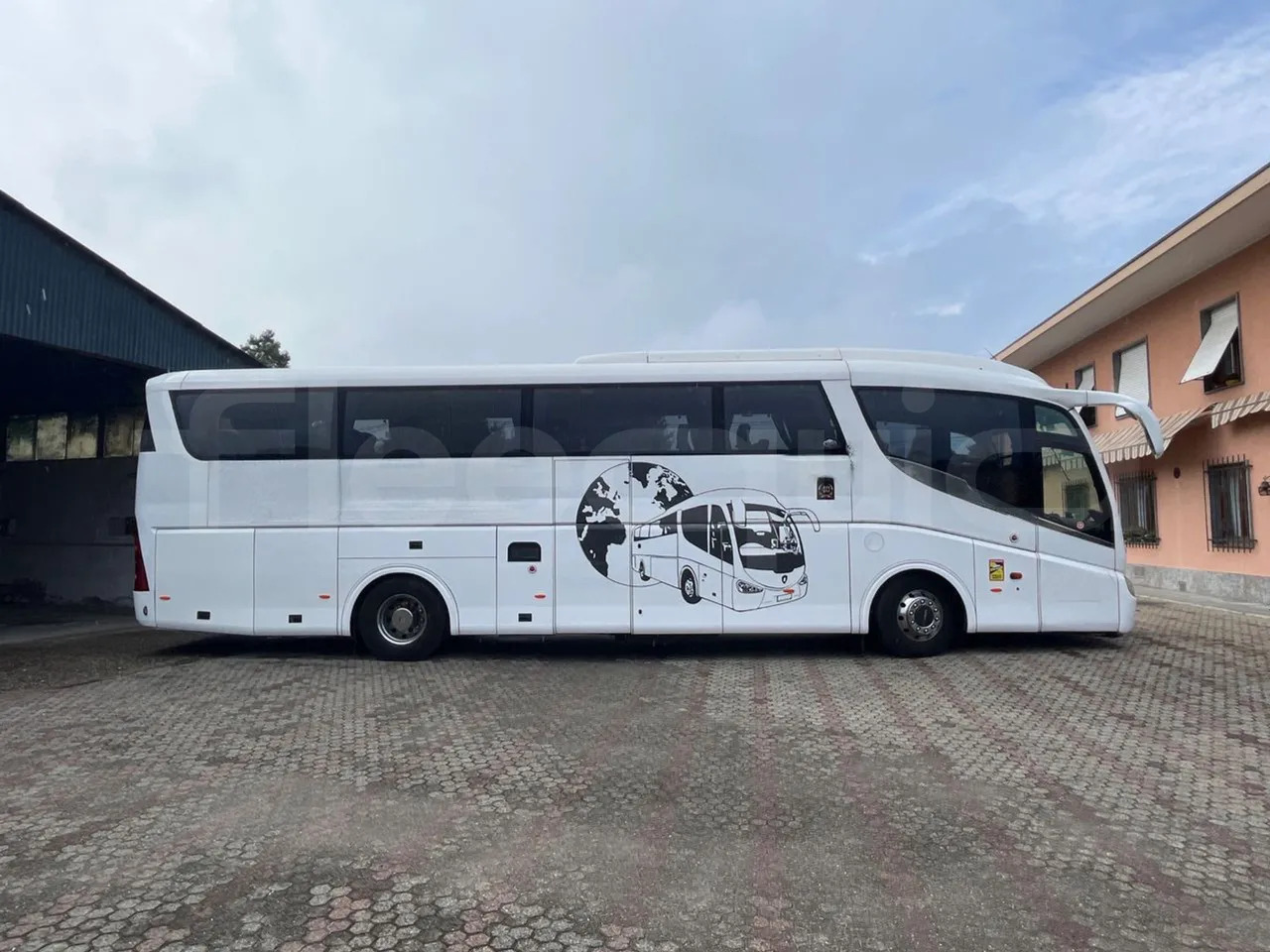 Turistický autobus Irizar Scania: obrázek 13