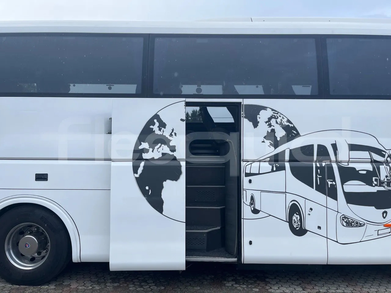 Turistický autobus Irizar Scania: obrázek 16