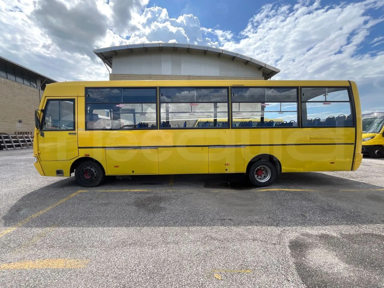 Školní autobus Iveco Cacciamali: obrázek 6 Školní autobus Iveco Cacciamali: obrázek 6