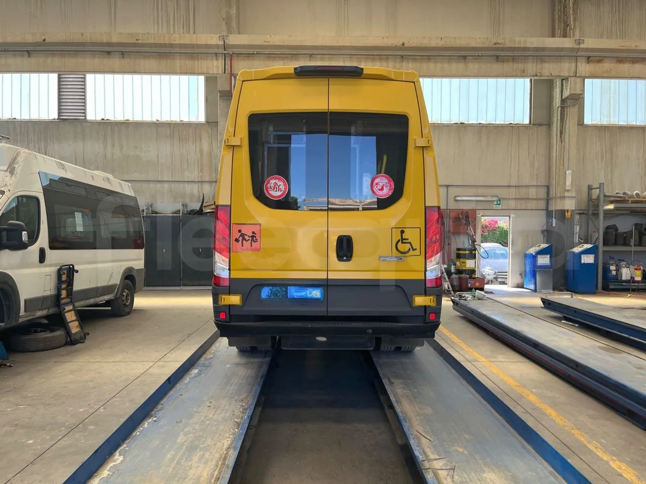 Iveco Daily - Školní autobus: obrázek 5 Iveco Daily - Školní autobus: obrázek 5