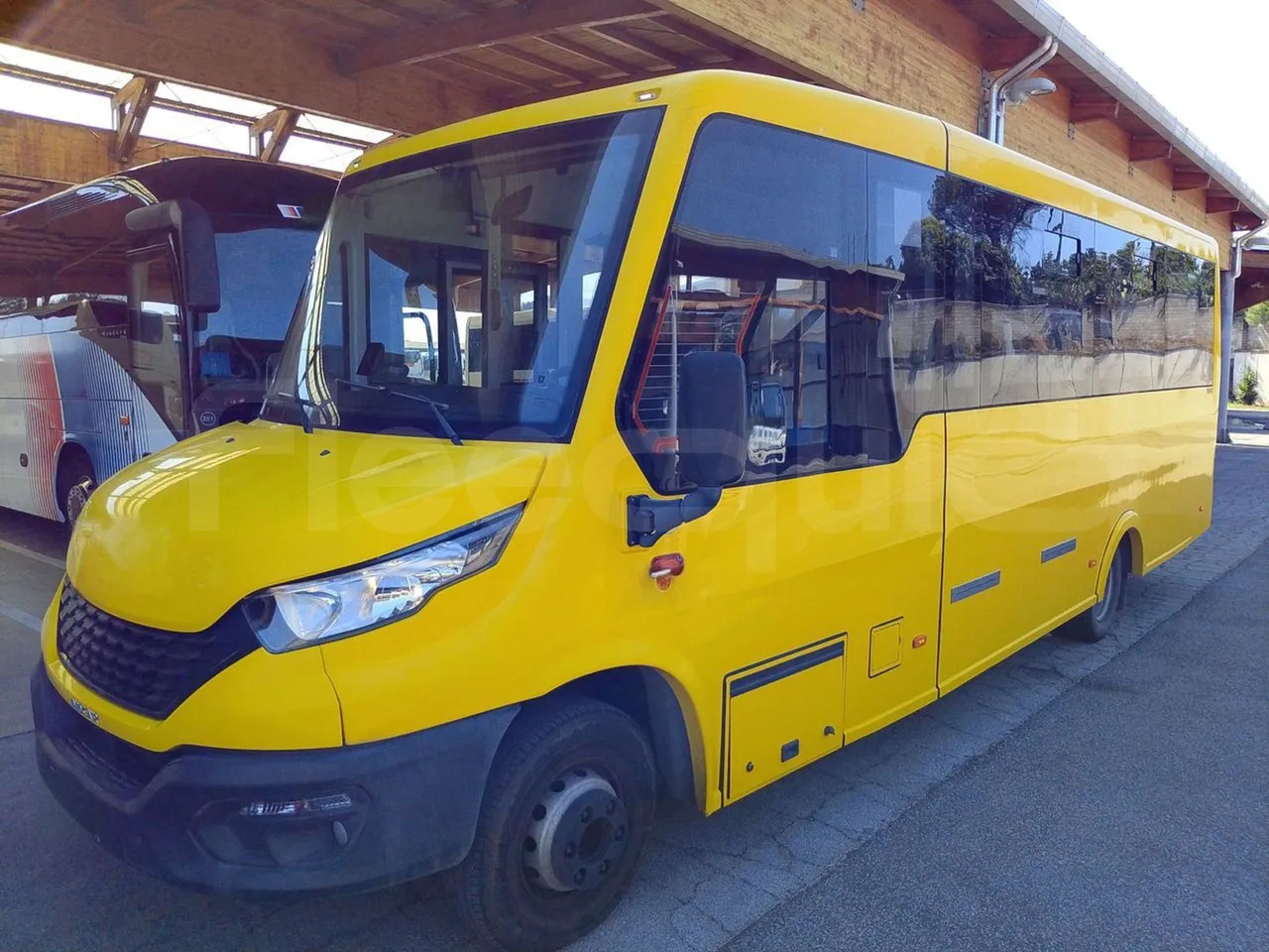 Iveco Indcar - Školní autobus: obrázek 4 Iveco Indcar - Školní autobus: obrázek 4
