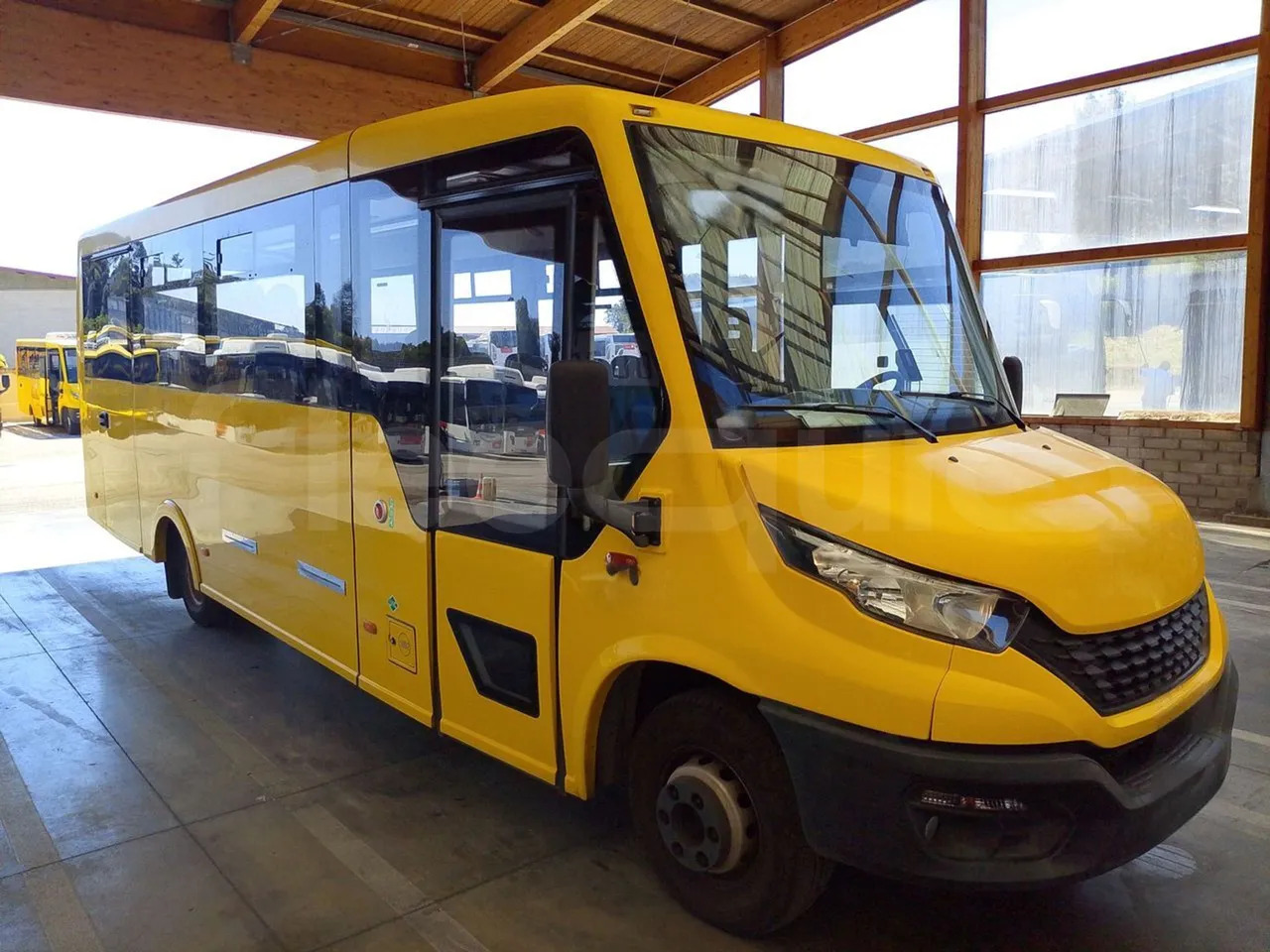 Iveco Indcar - Školní autobus: obrázek 1 Iveco Indcar - Školní autobus: obrázek 1