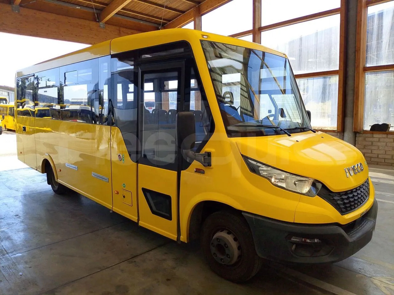 Iveco Indcar - Školní autobus: obrázek 1 Iveco Indcar - Školní autobus: obrázek 1