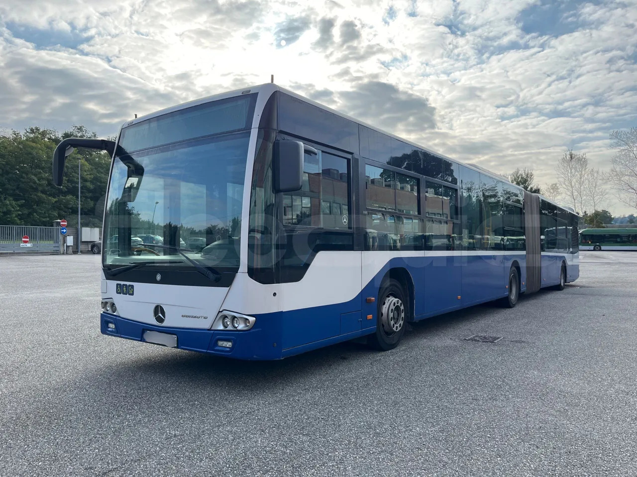 Mercedes-Benz Conecto - Jiná technika: obrázek 4 Mercedes-Benz Conecto - Jiná technika: obrázek 4