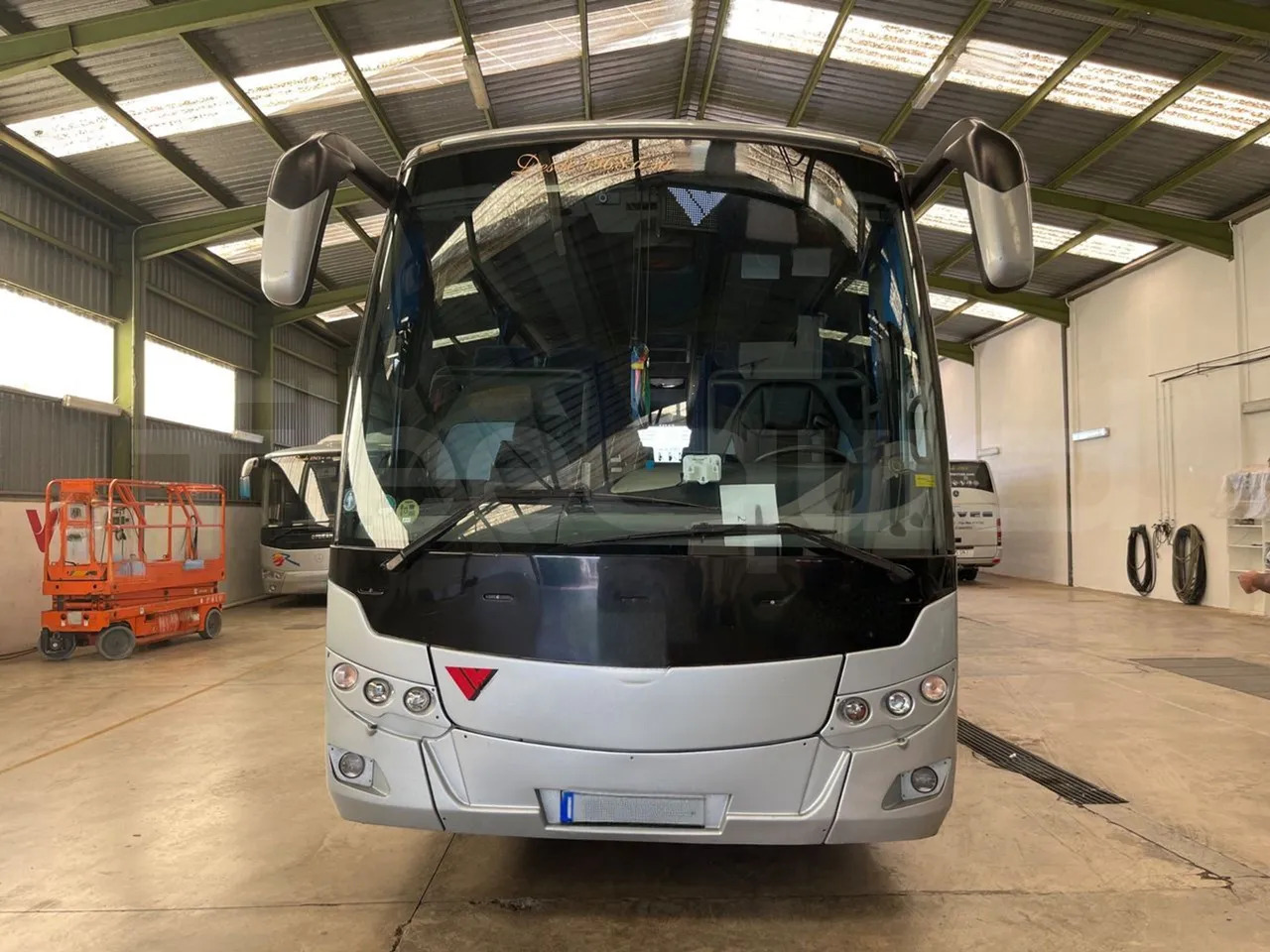 Man Ratio - Turistický autobus: obrázek 2 Man Ratio - Turistický autobus: obrázek 2