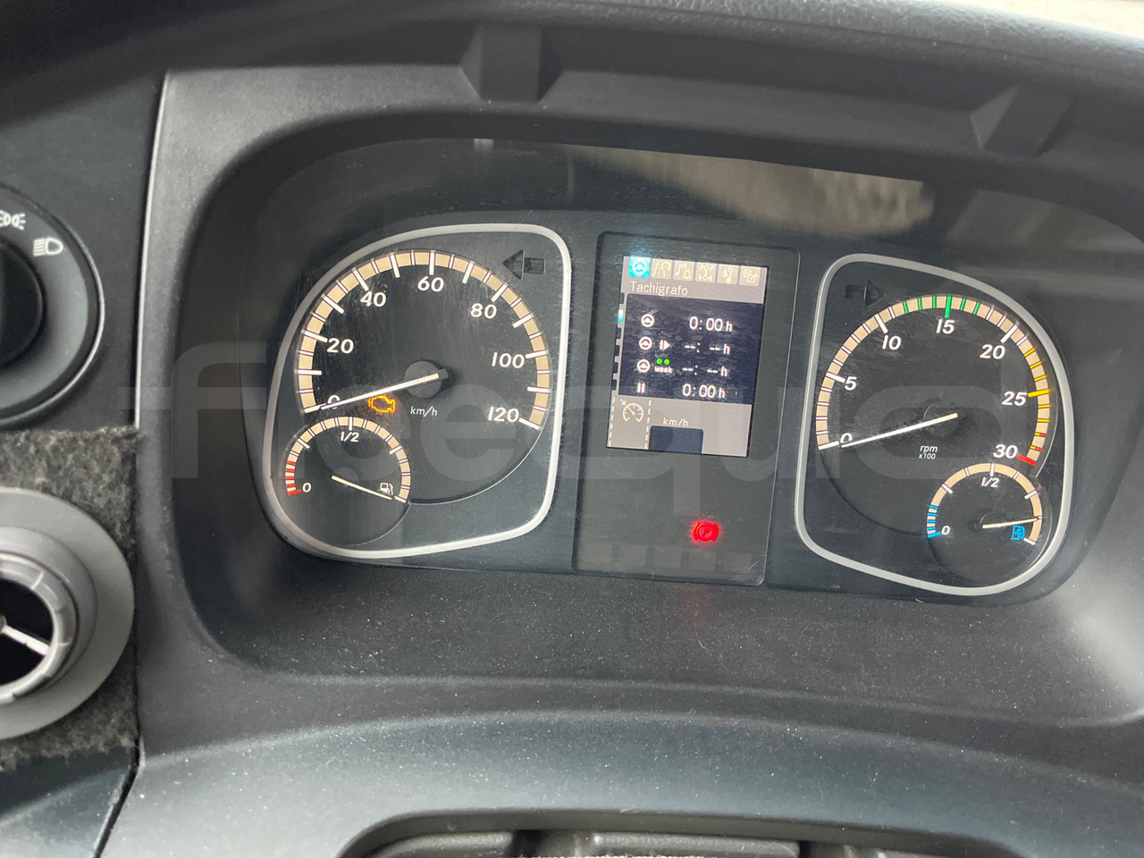 Mercedes-Benz Atego - Turistický autobus: obrázek 3 Mercedes-Benz Atego - Turistický autobus: obrázek 3