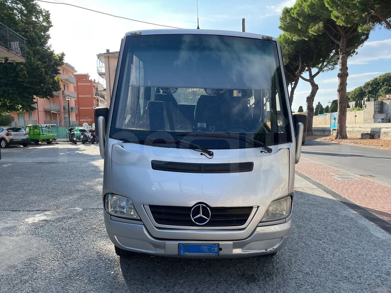 Mercedes-Benz Ibis - Autobus příměstský: obrázek 2 Mercedes-Benz Ibis - Autobus příměstský: obrázek 2
