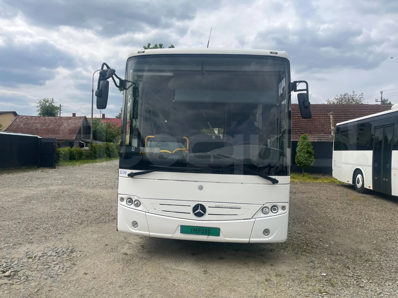 Mercedes-Benz Intouro - Autobus příměstský: obrázek 2 Mercedes-Benz Intouro - Autobus příměstský: obrázek 2