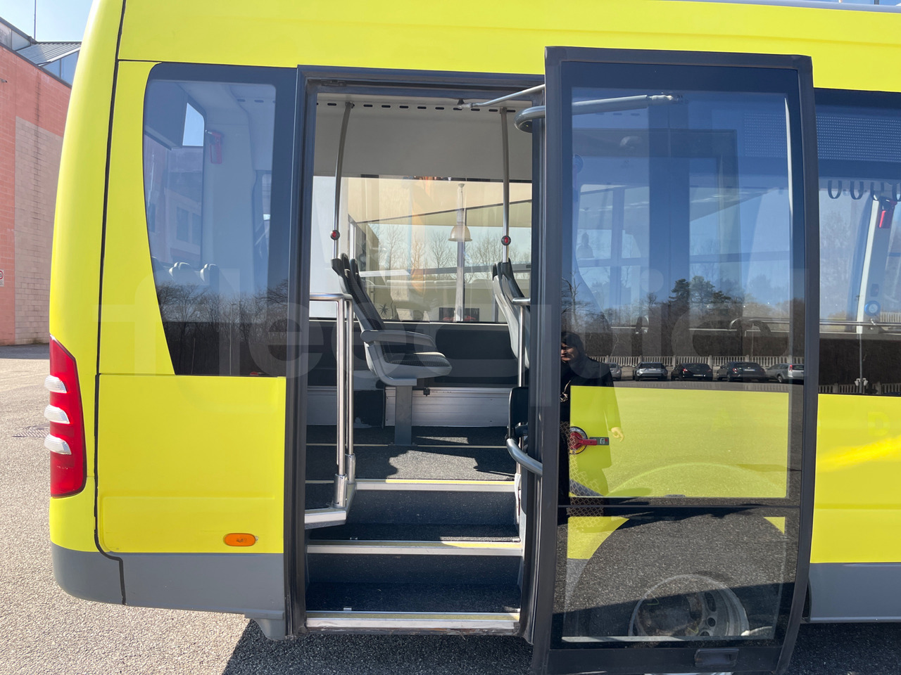 Minibus, Mikrobus Mercedes-Benz Sprinter: obrázek 13