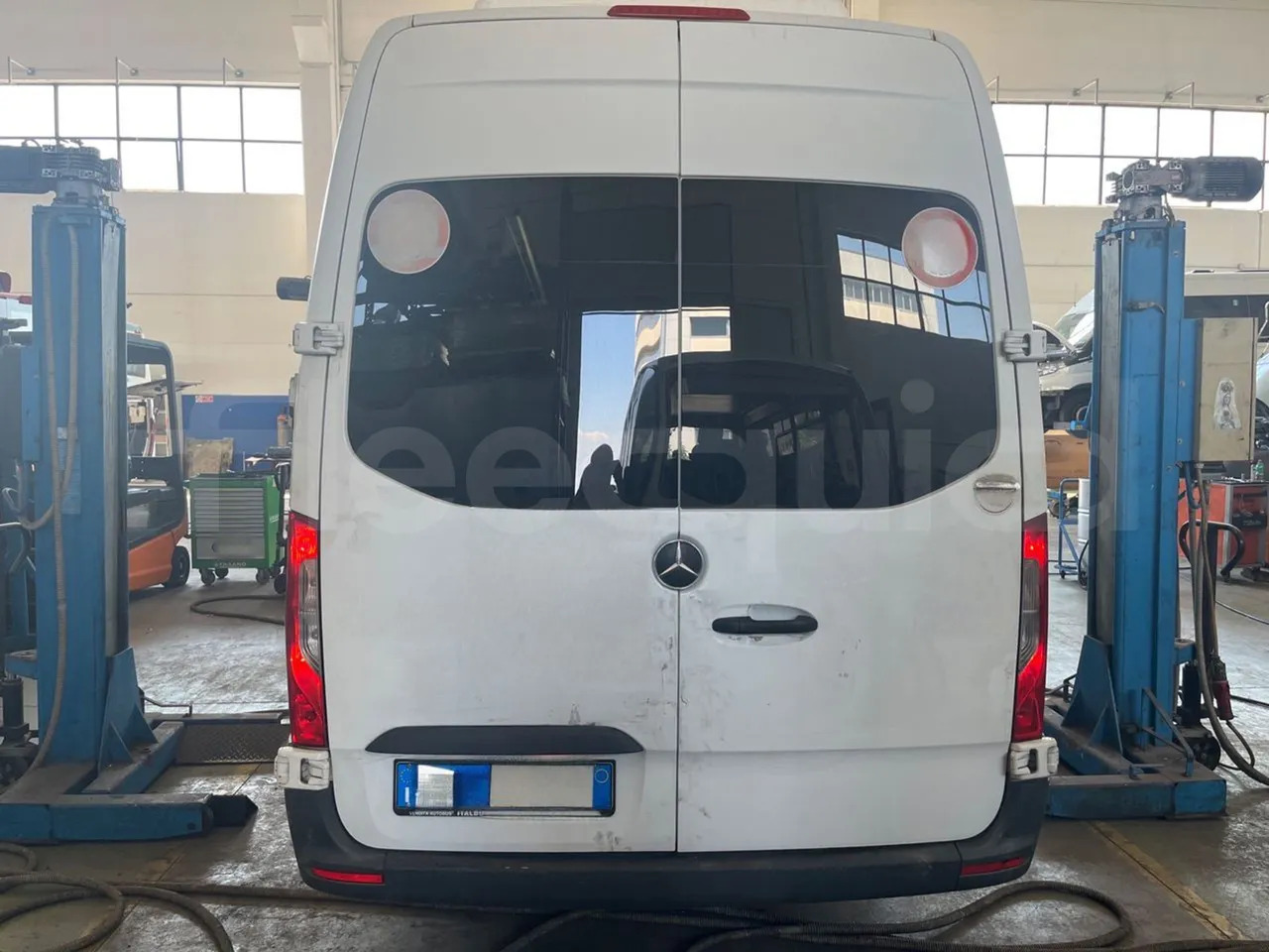 Mercedes-Benz Sprinter - Minibus, Mikrobus: obrázek 5 Mercedes-Benz Sprinter - Minibus, Mikrobus: obrázek 5
