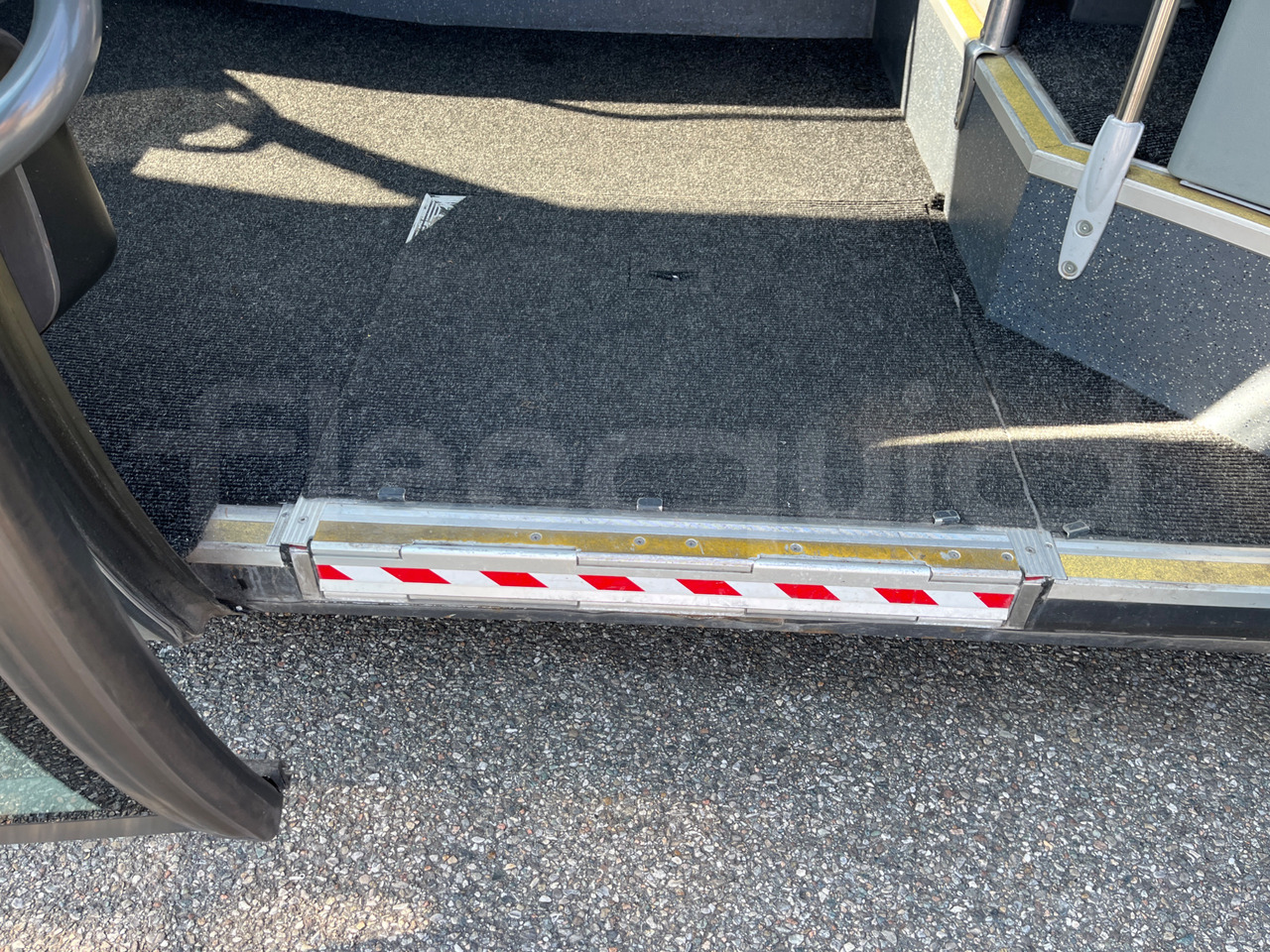 Minibus, Mikrobus Mercedes-Benz Sprinter: obrázek 7