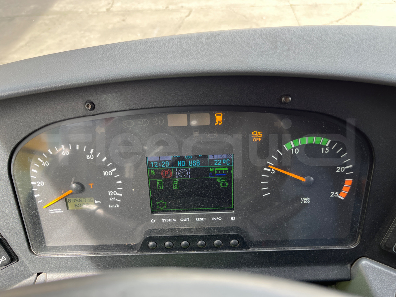 Mercedes-Benz Tourismo - Turistický autobus: obrázek 3 Mercedes-Benz Tourismo - Turistický autobus: obrázek 3