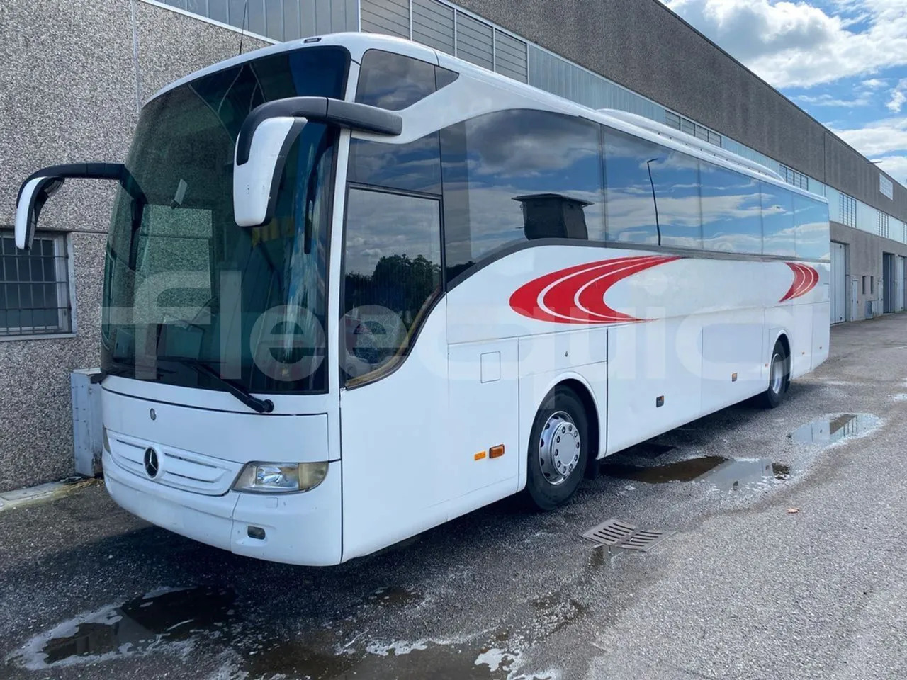 Mercedes-Benz Tourismo - Turistický autobus: obrázek 1 Mercedes-Benz Tourismo - Turistický autobus: obrázek 1