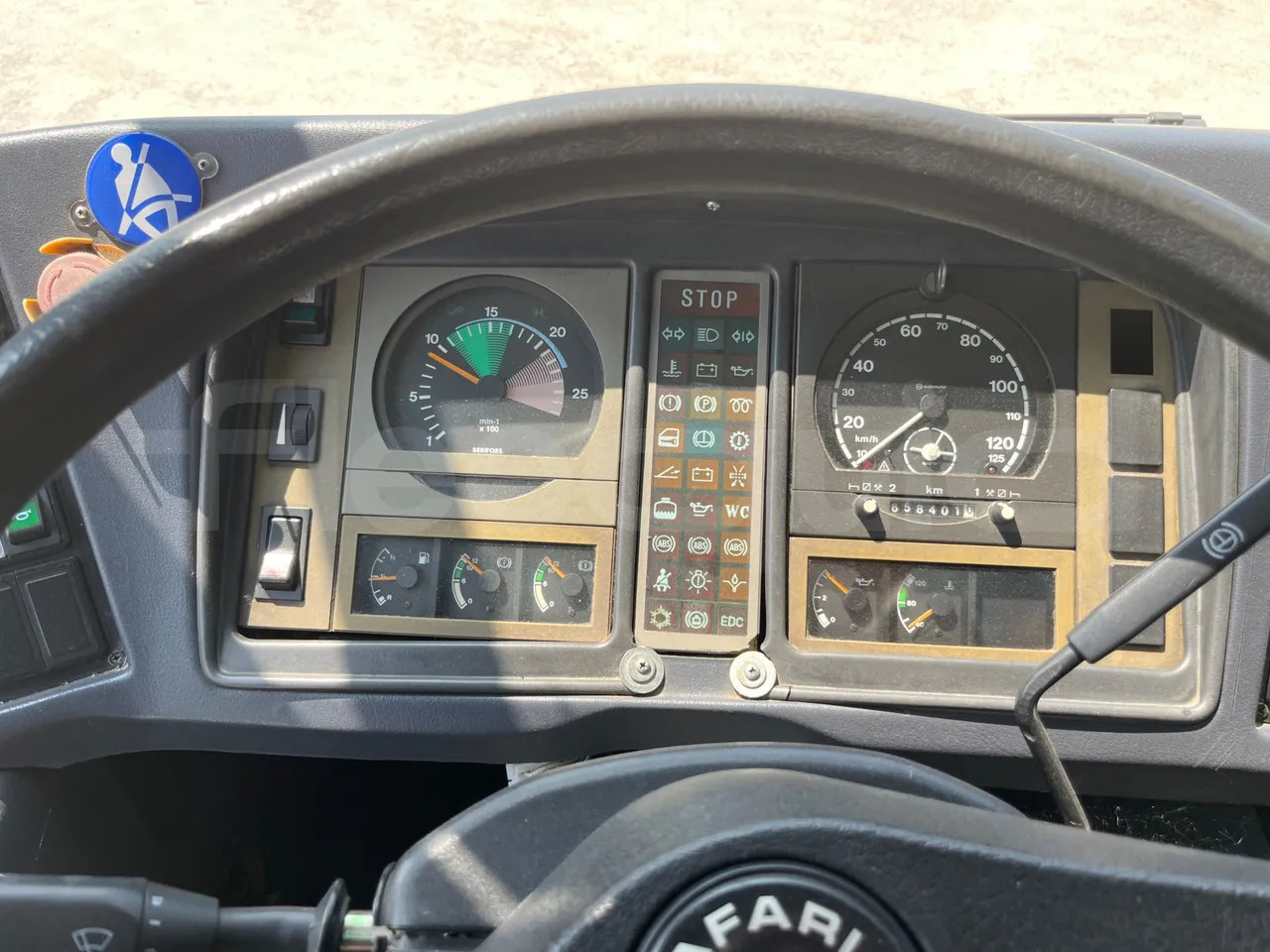 Temsa Safari - Autobus příměstský: obrázek 3 Temsa Safari - Autobus příměstský: obrázek 3