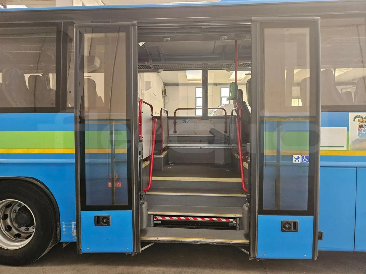 Autobus příměstský Volvo 8700B12B: obrázek 16