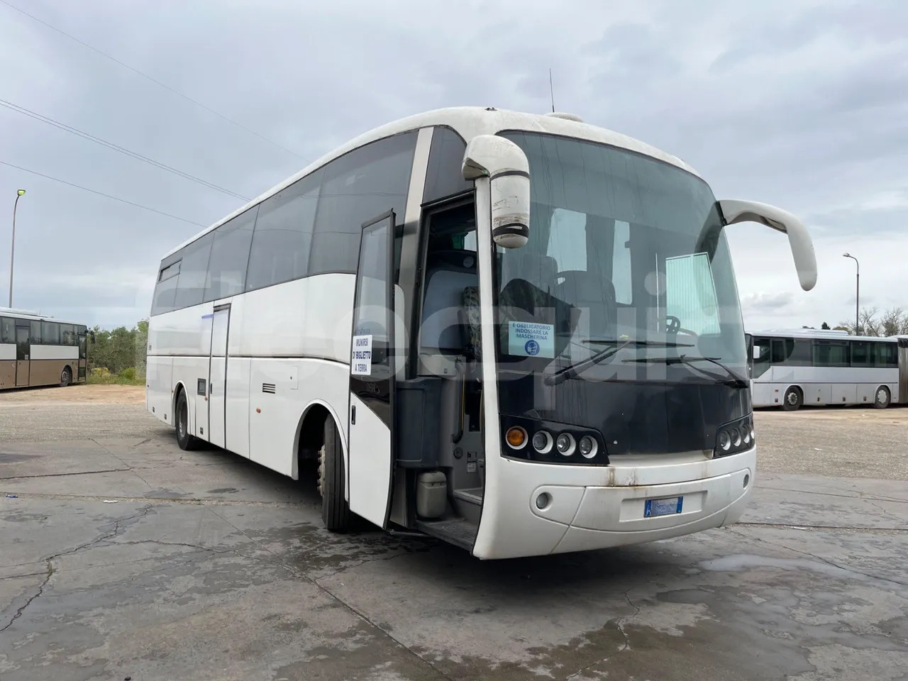 Volvo B12 - Turistický autobus: obrázek 1 Volvo B12 - Turistický autobus: obrázek 1