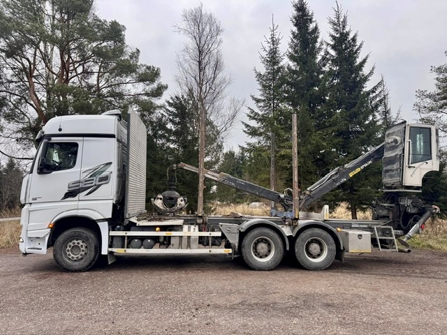Mercedes Arocs 3358 L 6x4 Radstand 4500 Arocs 3358 L 6x4 - Lesovůz: obrázek 2 Mercedes Arocs 3358 L 6x4 Radstand 4500 Arocs 3358 L 6x4 - Lesovůz: obrázek 2