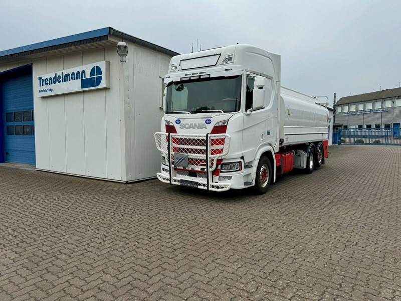 Scania R 500 Tankwagen Benzin-Diesel Oben und Unten Belfüllung - Cisternové vozidlo: obrázek 1 Scania R 500 Tankwagen Benzin-Diesel Oben und Unten Belfüllung - Cisternové vozidlo: obrázek 1