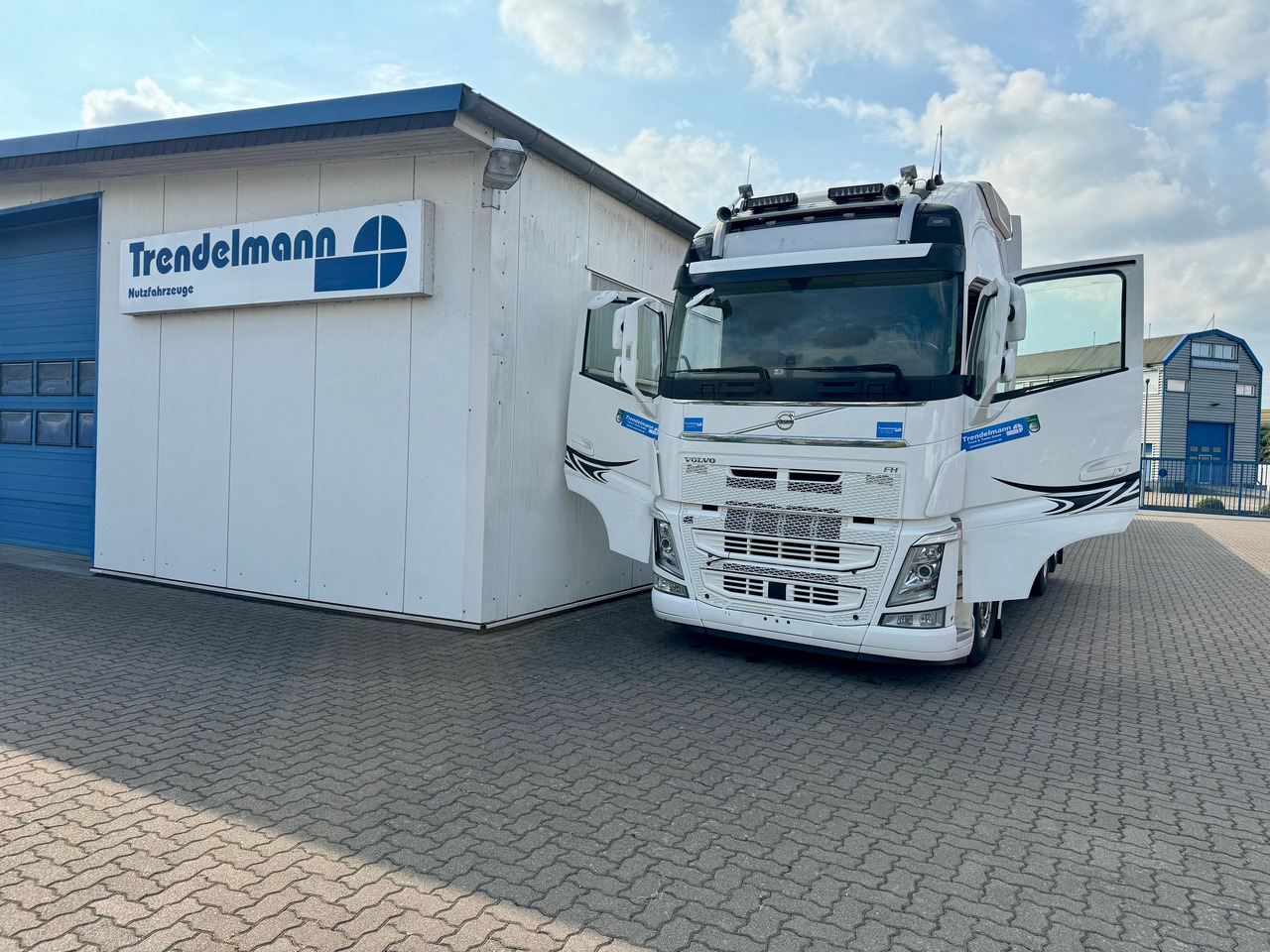 VOLVO Fh-13-540 6x4R - Hákový nosič kontejnerů: obrázek 5 VOLVO Fh-13-540 6x4R - Hákový nosič kontejnerů: obrázek 5