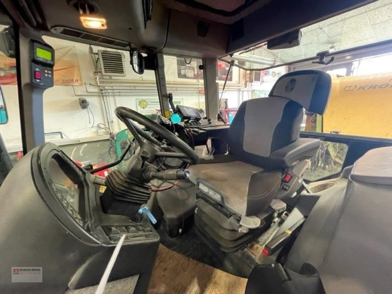 Steyr CVT 6170 - Traktor: obrázek 4 Steyr CVT 6170 - Traktor: obrázek 4