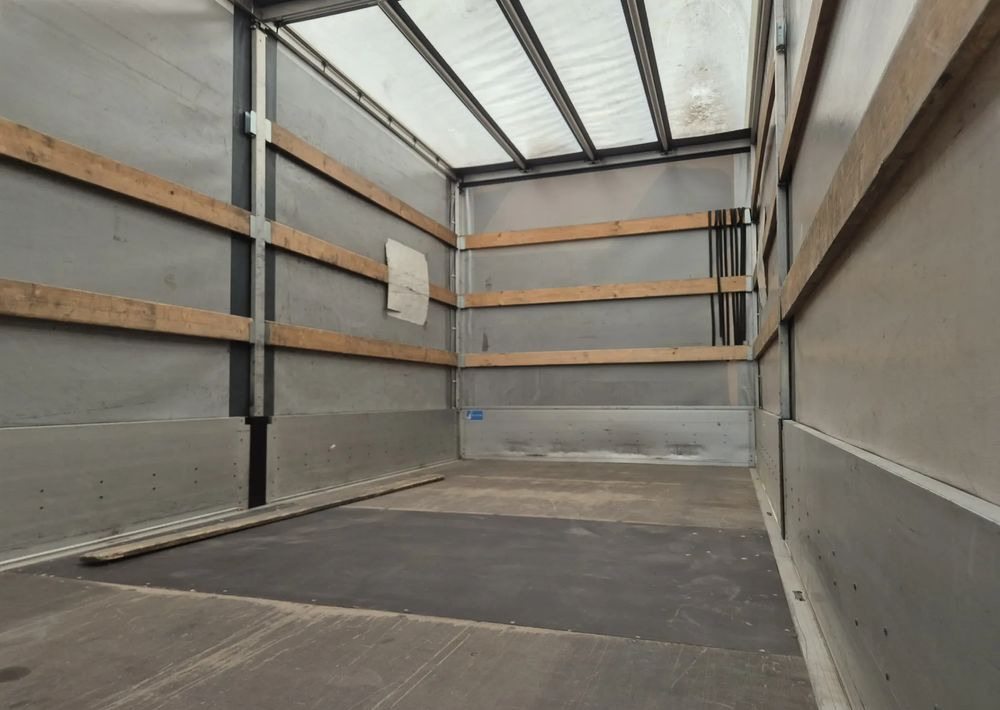 Fiat Ducato 3.0 180KM Maxi - Plachtová dodávka: obrázek 5 Fiat Ducato 3.0 180KM Maxi - Plachtová dodávka: obrázek 5