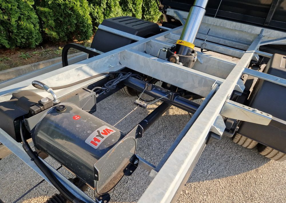 Dodávka sklápěč Iveco 35C15 3.0: obrázek 12