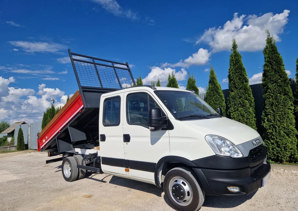 Iveco 35c15 - Dodávka sklápěč: obrázek 1 Iveco 35c15 - Dodávka sklápěč: obrázek 1