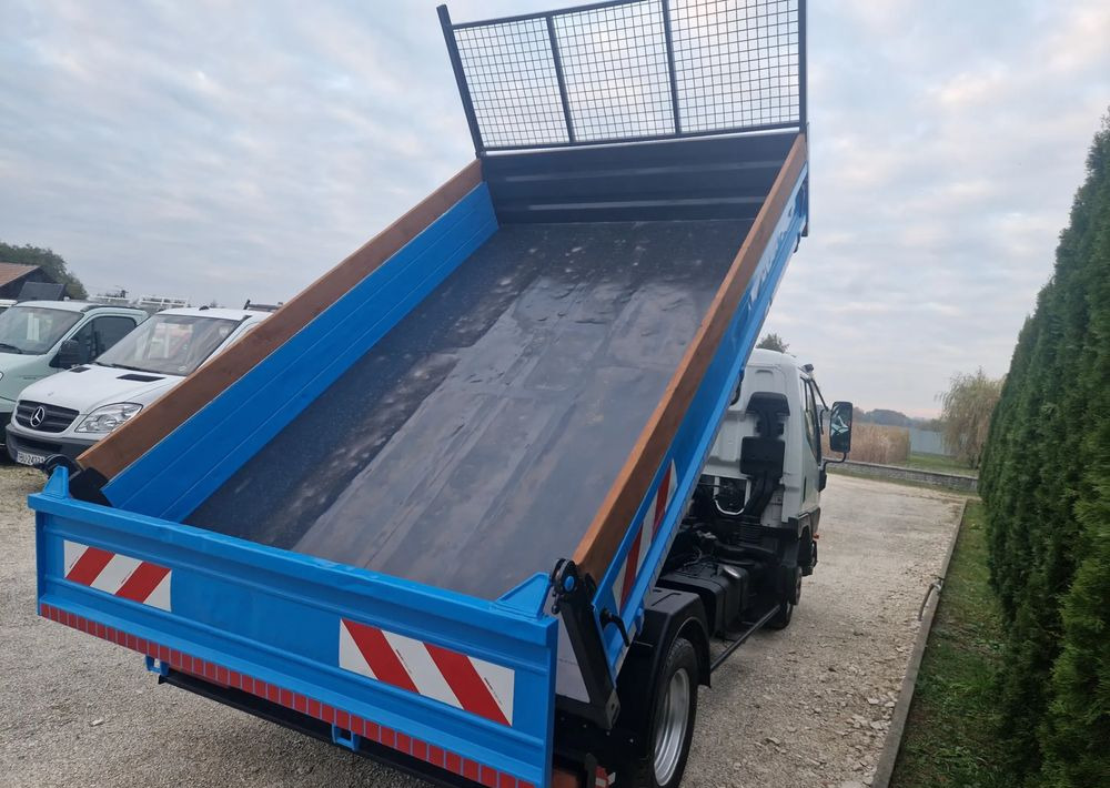 Mitsubishi Canter 3.0 130KM Zwykła Pompa - Dodávka sklápěč: obrázek 4 Mitsubishi Canter 3.0 130KM Zwykła Pompa - Dodávka sklápěč: obrázek 4