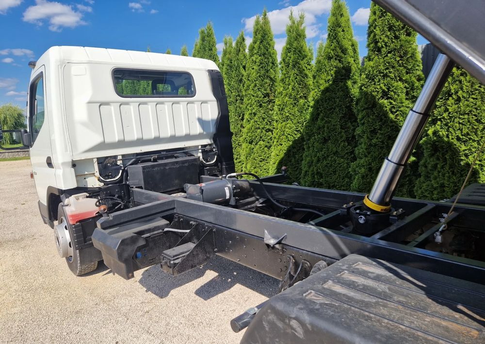 Mitsubishi Canter 7c15 3.0 150KM - Dodávka sklápěč: obrázek 5 Mitsubishi Canter 7c15 3.0 150KM - Dodávka sklápěč: obrázek 5