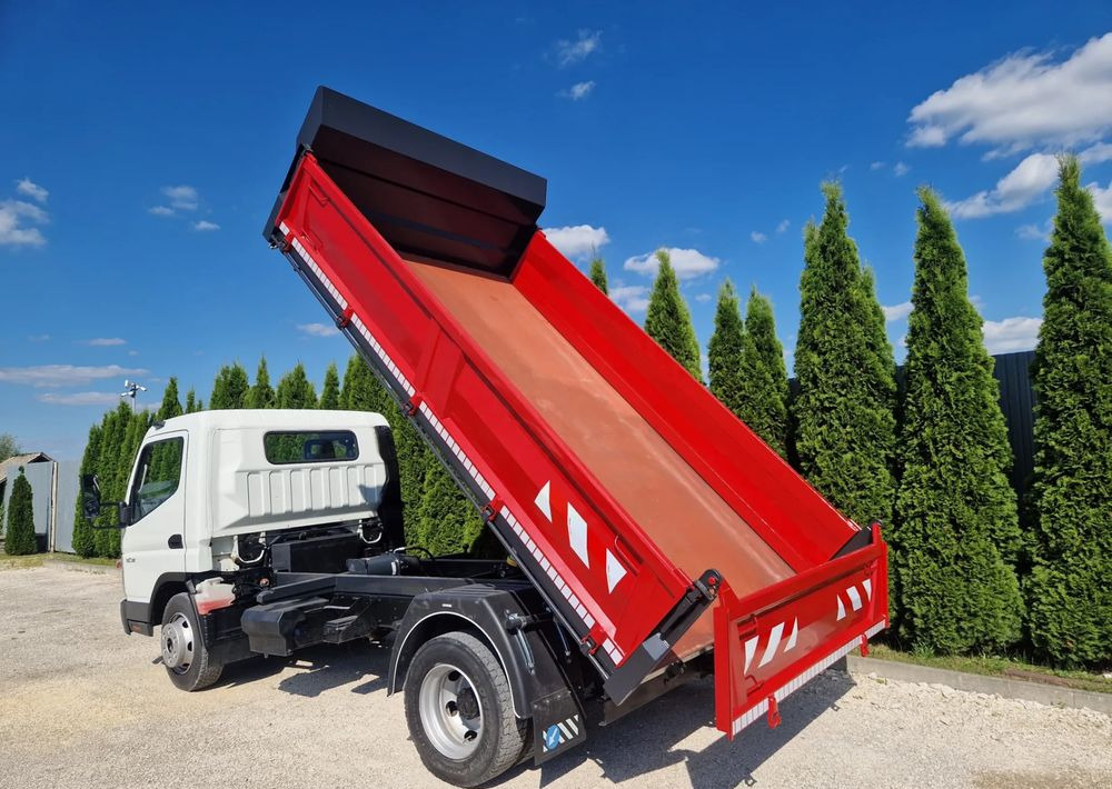 Mitsubishi Canter 7c15 3.0 150KM - Dodávka sklápěč: obrázek 3 Mitsubishi Canter 7c15 3.0 150KM - Dodávka sklápěč: obrázek 3