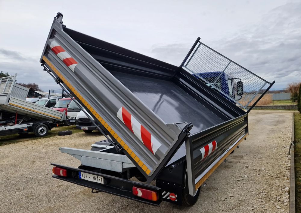 Nissan Atleon 3.0 - Dodávka sklápěč: obrázek 5 Nissan Atleon 3.0 - Dodávka sklápěč: obrázek 5