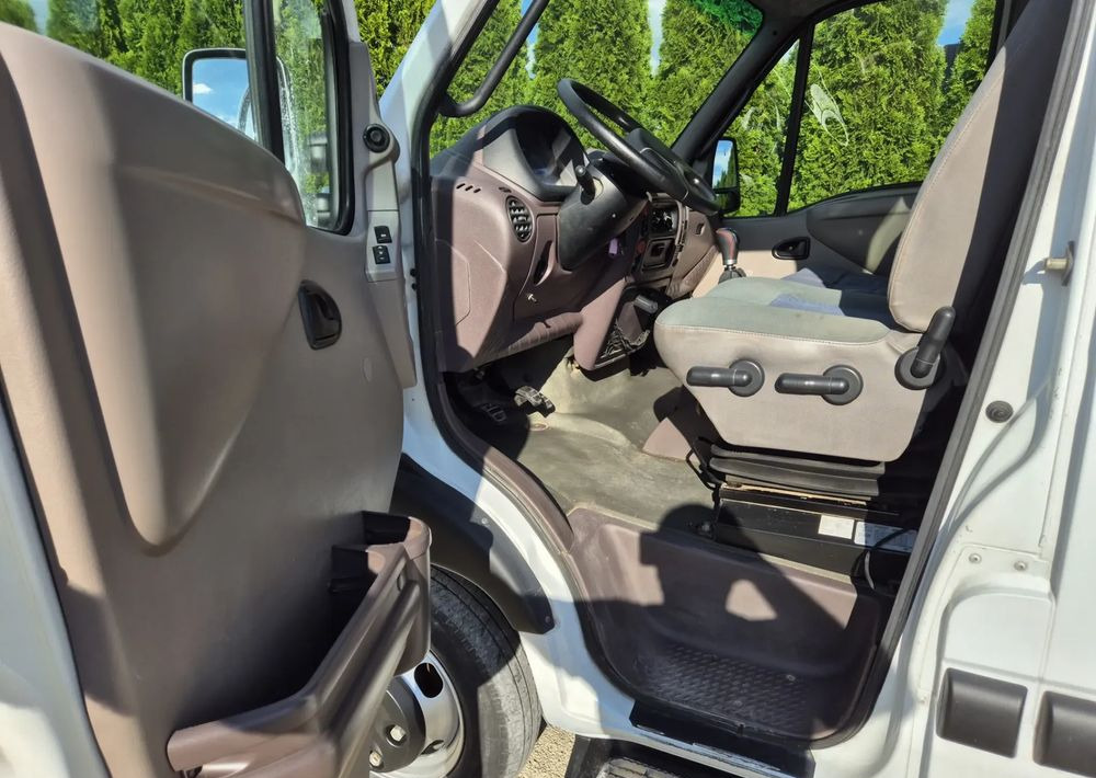 Renault Mascott Silnik Iveco 2.8 130KM - Dodávka sklápěč: obrázek 5 Renault Mascott Silnik Iveco 2.8 130KM - Dodávka sklápěč: obrázek 5