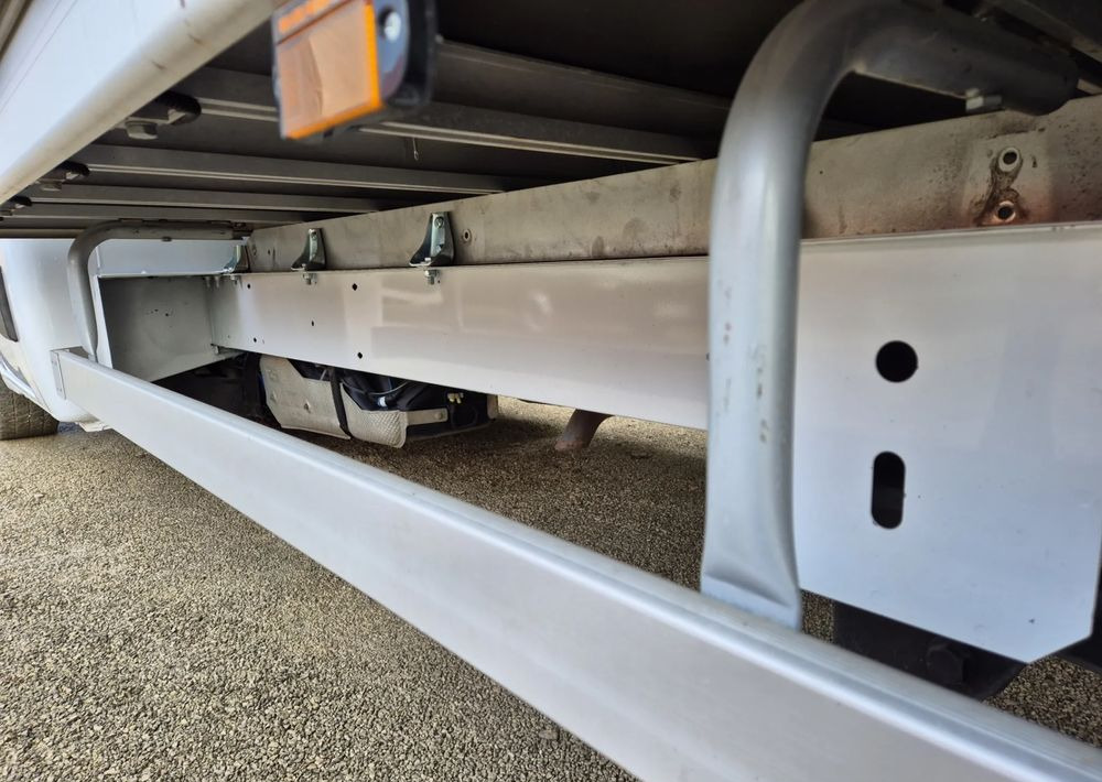 Renault Master 2.3 150KM/ Nowa Skrzynia 4.5m/ - Dodávka valník: obrázek 4 Renault Master 2.3 150KM/ Nowa Skrzynia 4.5m/ - Dodávka valník: obrázek 4