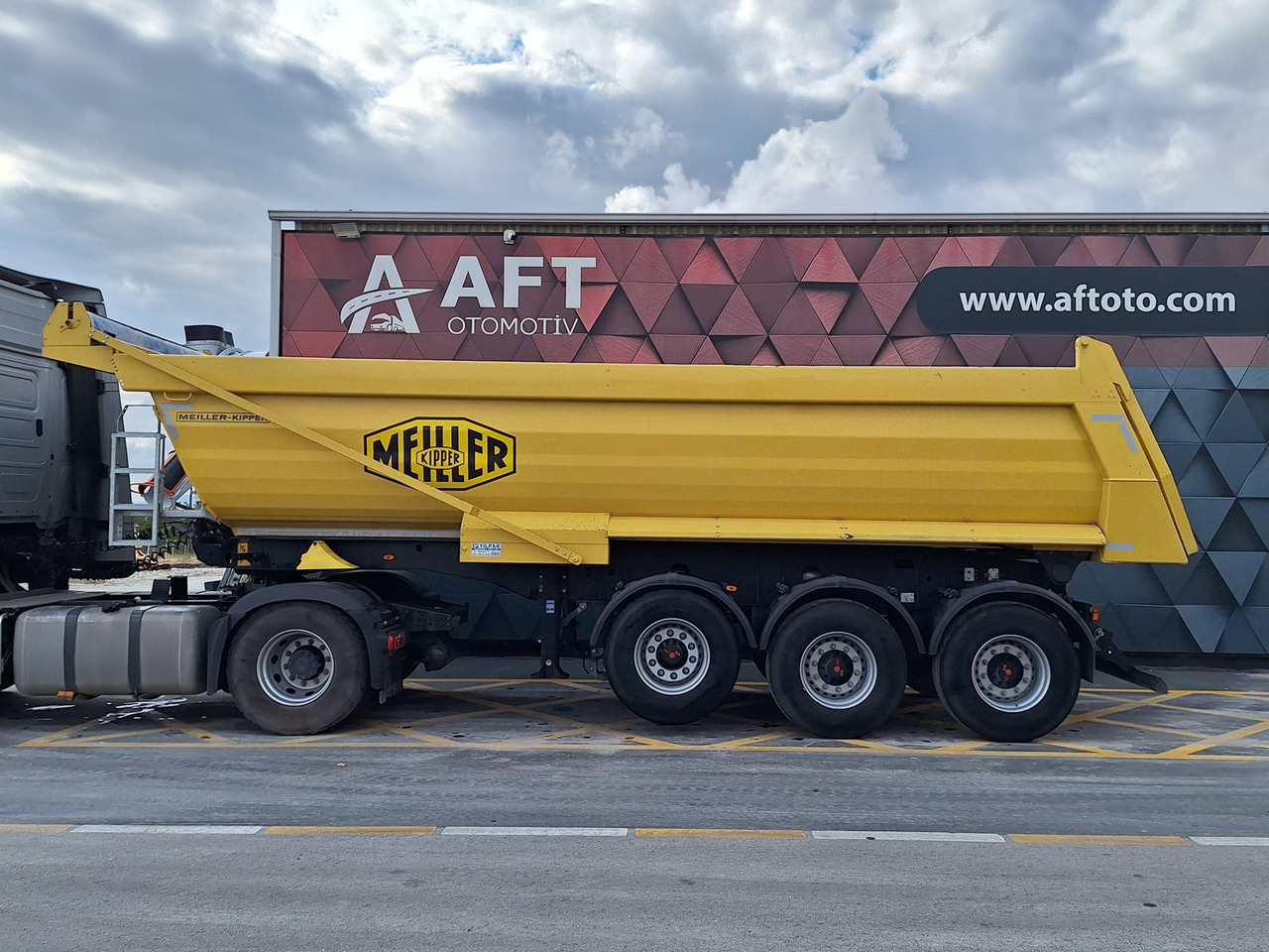 MEILLER - Sklápěcí návěs: obrázek 5 MEILLER - Sklápěcí návěs: obrázek 5
