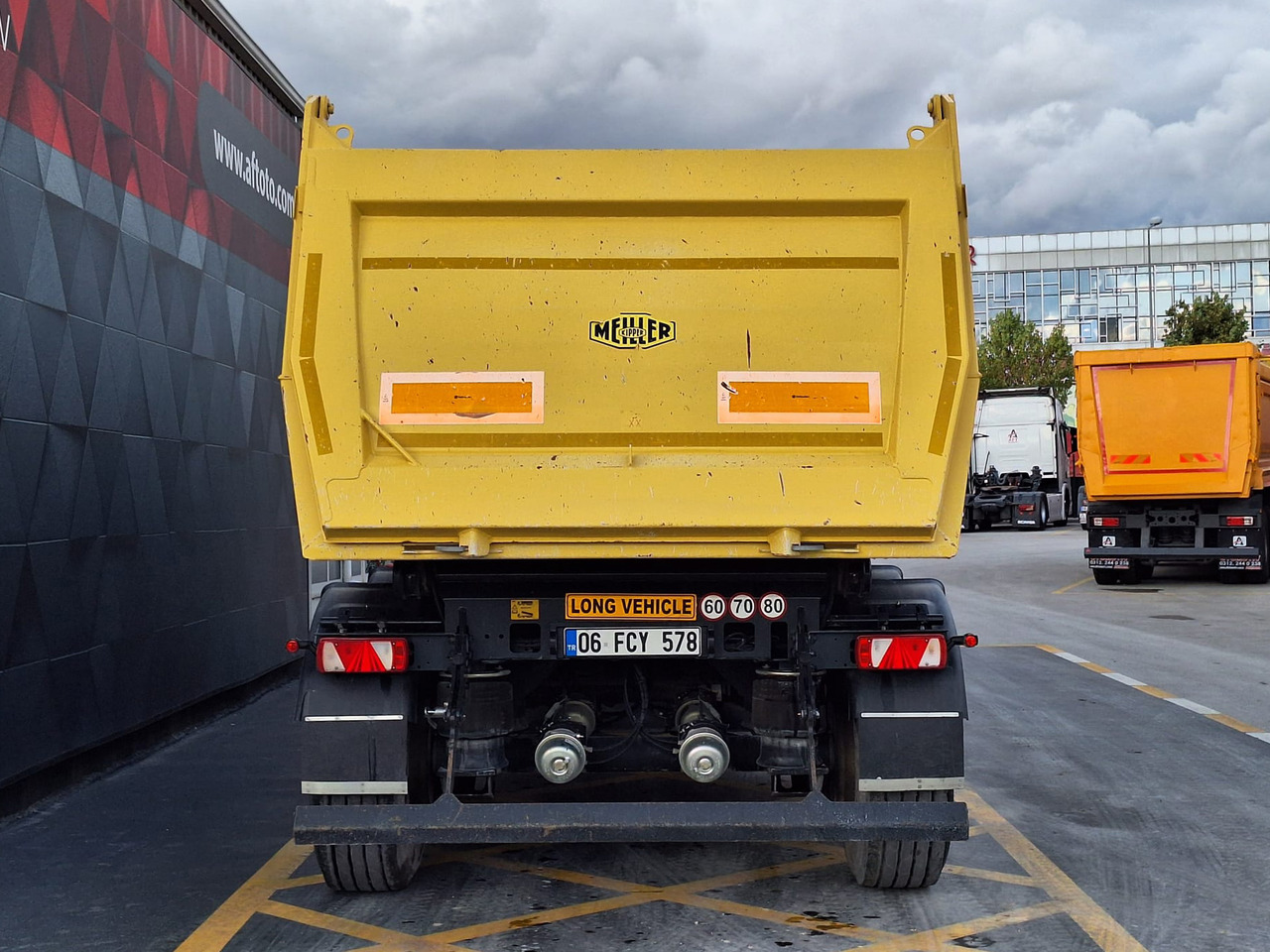 MEILLER - Sklápěcí návěs: obrázek 2 MEILLER - Sklápěcí návěs: obrázek 2