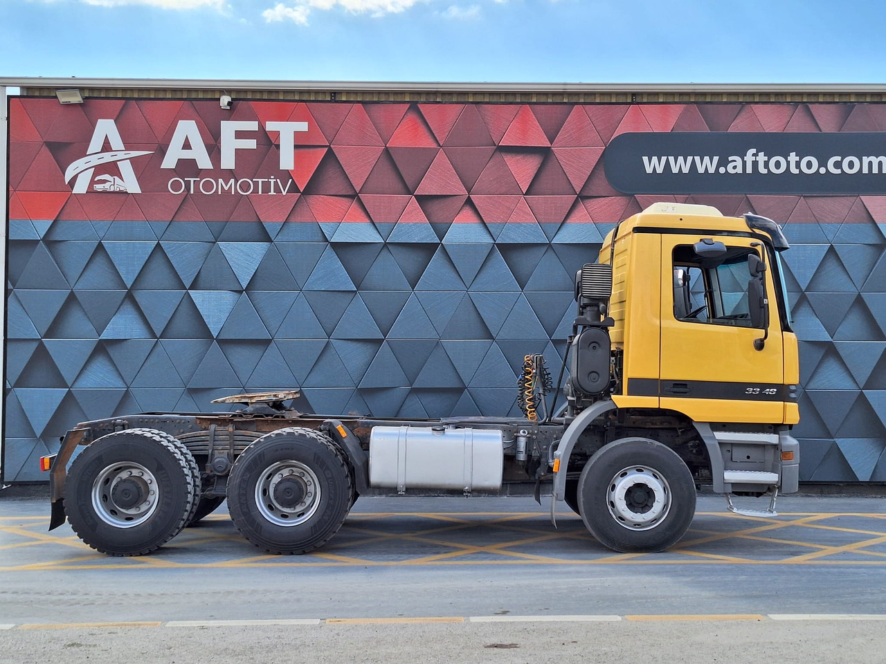 MERCEDES-BENZ ACTROS 3348 - Tahač: obrázek 4 MERCEDES-BENZ ACTROS 3348 - Tahač: obrázek 4