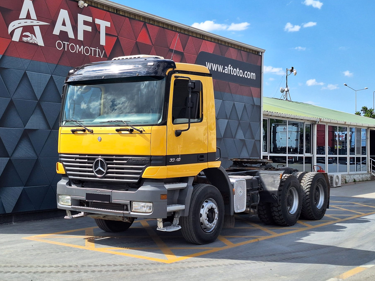 MERCEDES-BENZ ACTROS 3348 - Tahač: obrázek 1 MERCEDES-BENZ ACTROS 3348 - Tahač: obrázek 1