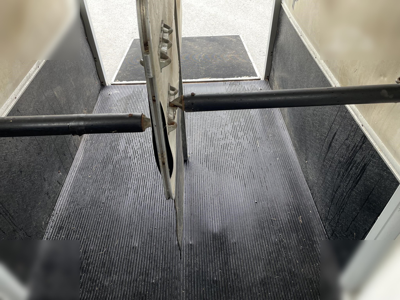 2012 IFOR WILLIAMS HB506 - Přepravník na koně: obrázek 3 2012 IFOR WILLIAMS HB506 - Přepravník na koně: obrázek 3