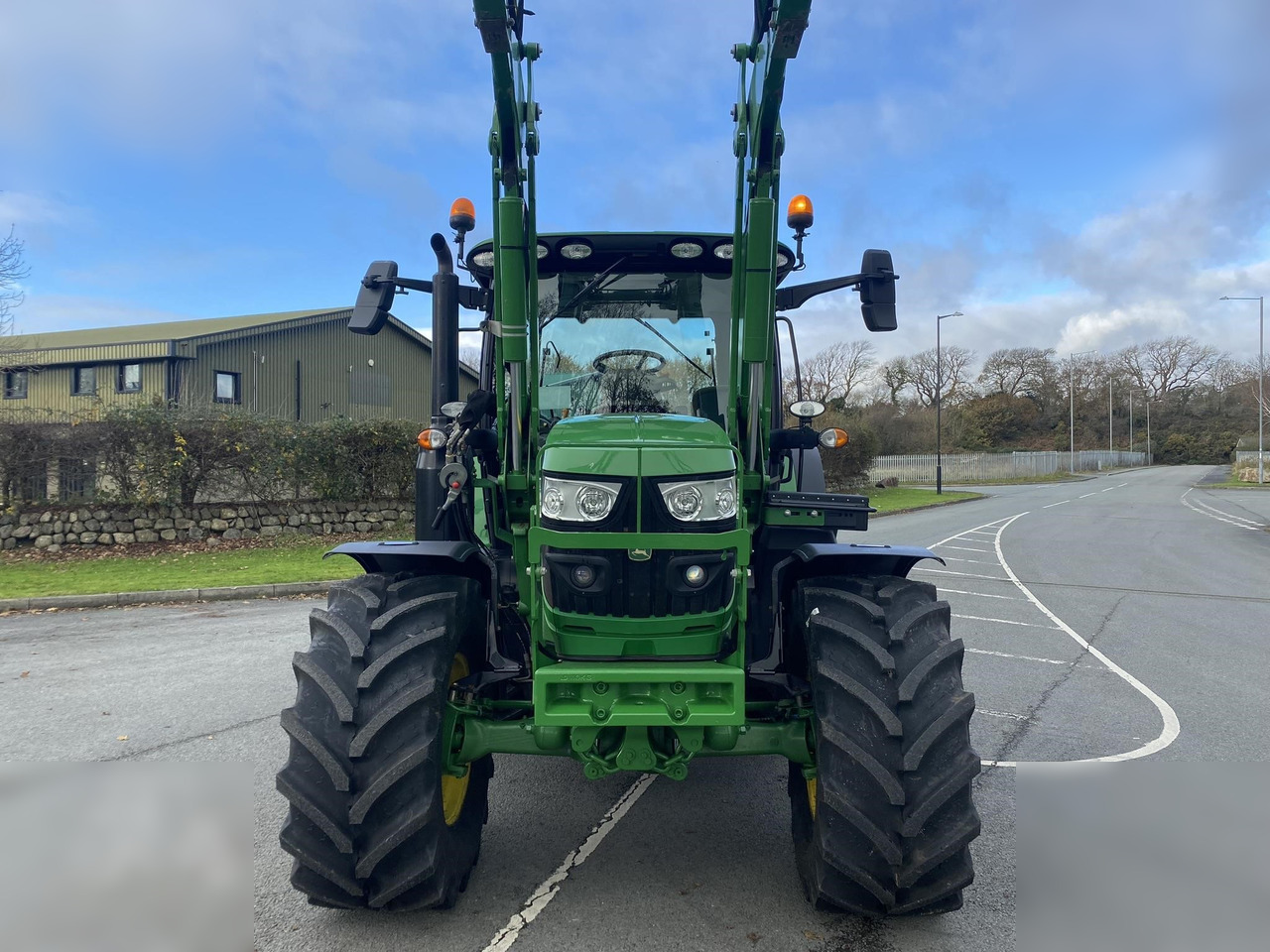 2019 JOHN DEERE 6130R - Traktor: obrázek 3 2019 JOHN DEERE 6130R - Traktor: obrázek 3