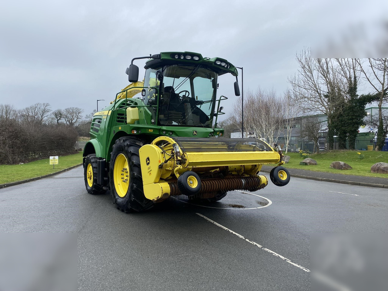 2020 JOHN DEERE 8600 - Sklízecí řezačka: obrázek 3 2020 JOHN DEERE 8600 - Sklízecí řezačka: obrázek 3