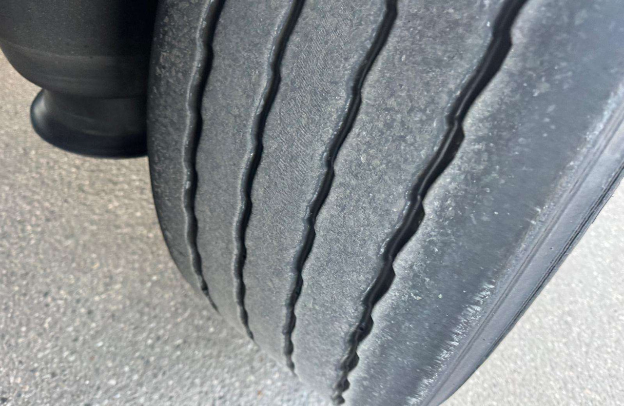 Krone Standart - Skříňový návěs: obrázek 2 Krone Standart - Skříňový návěs: obrázek 2