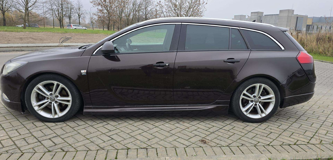 Opel Insignia - Kombi: obrázek 3 Opel Insignia - Kombi: obrázek 3