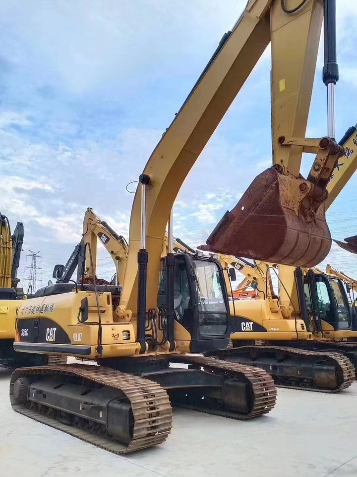 CATERPILLAR 325C used excavator low price for sale caterpillar - Pásové rýpadlo: obrázek 1 CATERPILLAR 325C used excavator low price for sale caterpillar - Pásové rýpadlo: obrázek 1