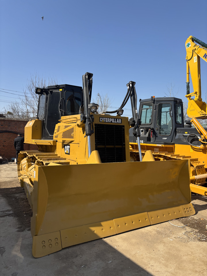CATERPILLAR D7G USED bulldozer good condition ready to work - Buldozer: obrázek 3 CATERPILLAR D7G USED bulldozer good condition ready to work - Buldozer: obrázek 3