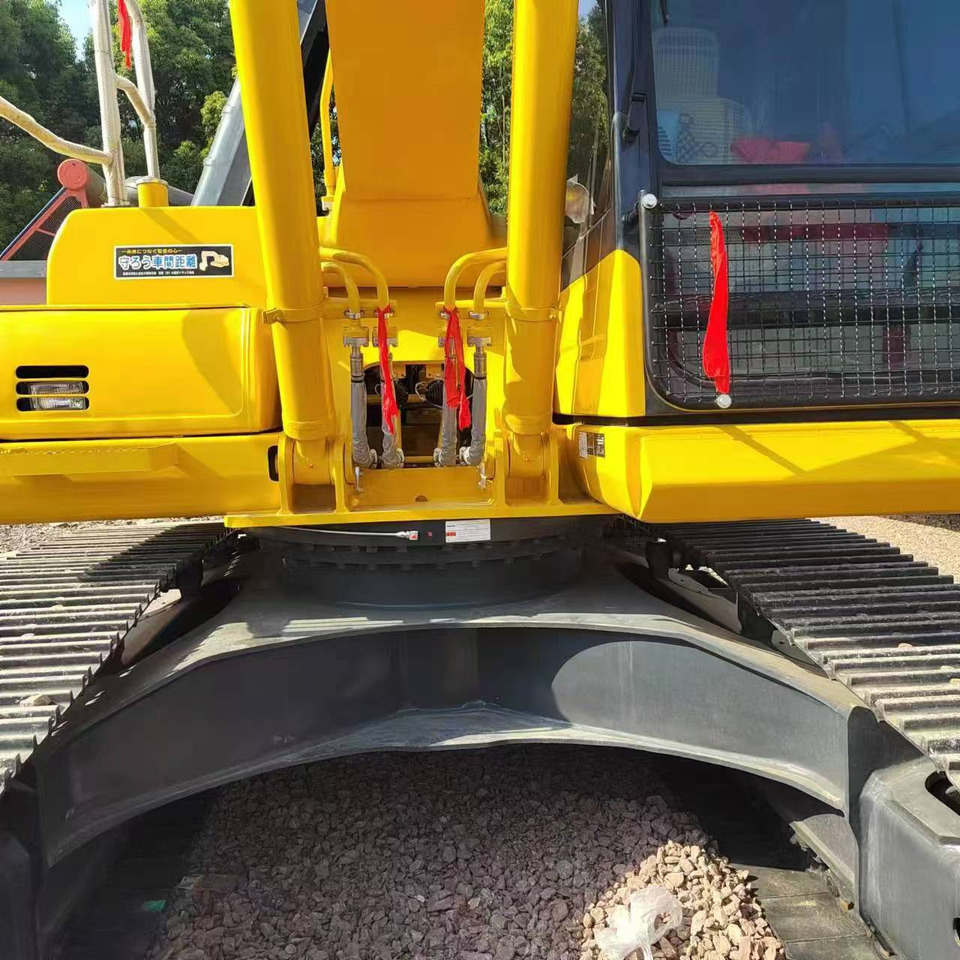 KOMATSU pc200-8N1 used japan brand crawler excavator - Pásové rýpadlo: obrázek 4 KOMATSU pc200-8N1 used japan brand crawler excavator - Pásové rýpadlo: obrázek 4