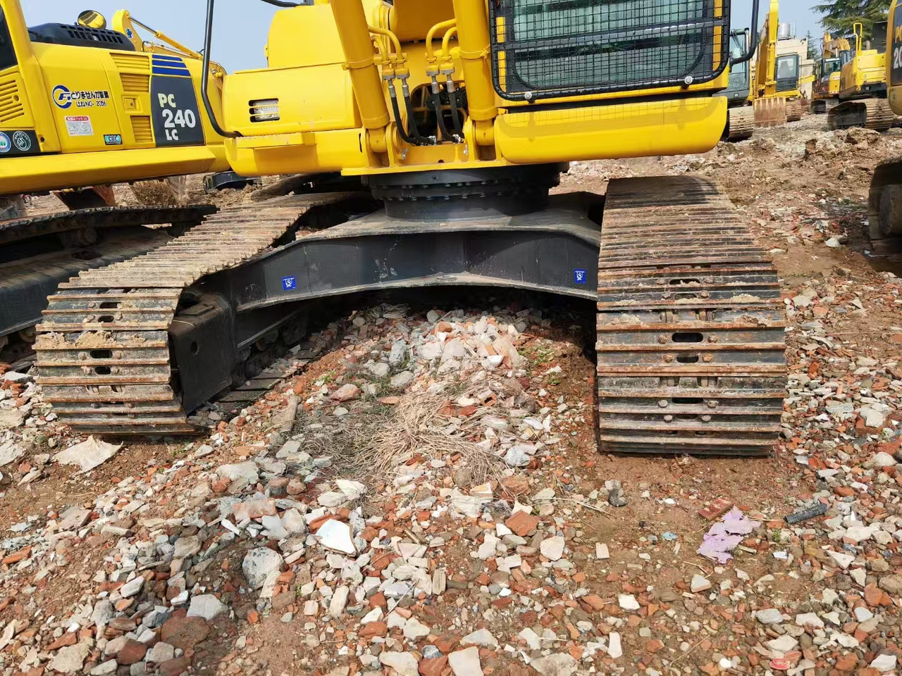 KOMATSU pc210-8 used crawler excavator japan brand hot sale - Pásové rýpadlo: obrázek 4 KOMATSU pc210-8 used crawler excavator japan brand hot sale - Pásové rýpadlo: obrázek 4