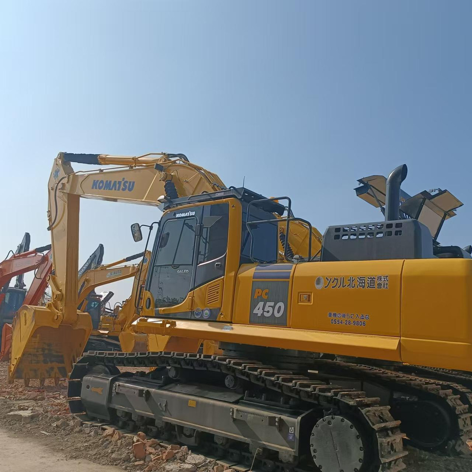 KOMATSU pc450-8 - Pásové rýpadlo: obrázek 4 KOMATSU pc450-8 - Pásové rýpadlo: obrázek 4