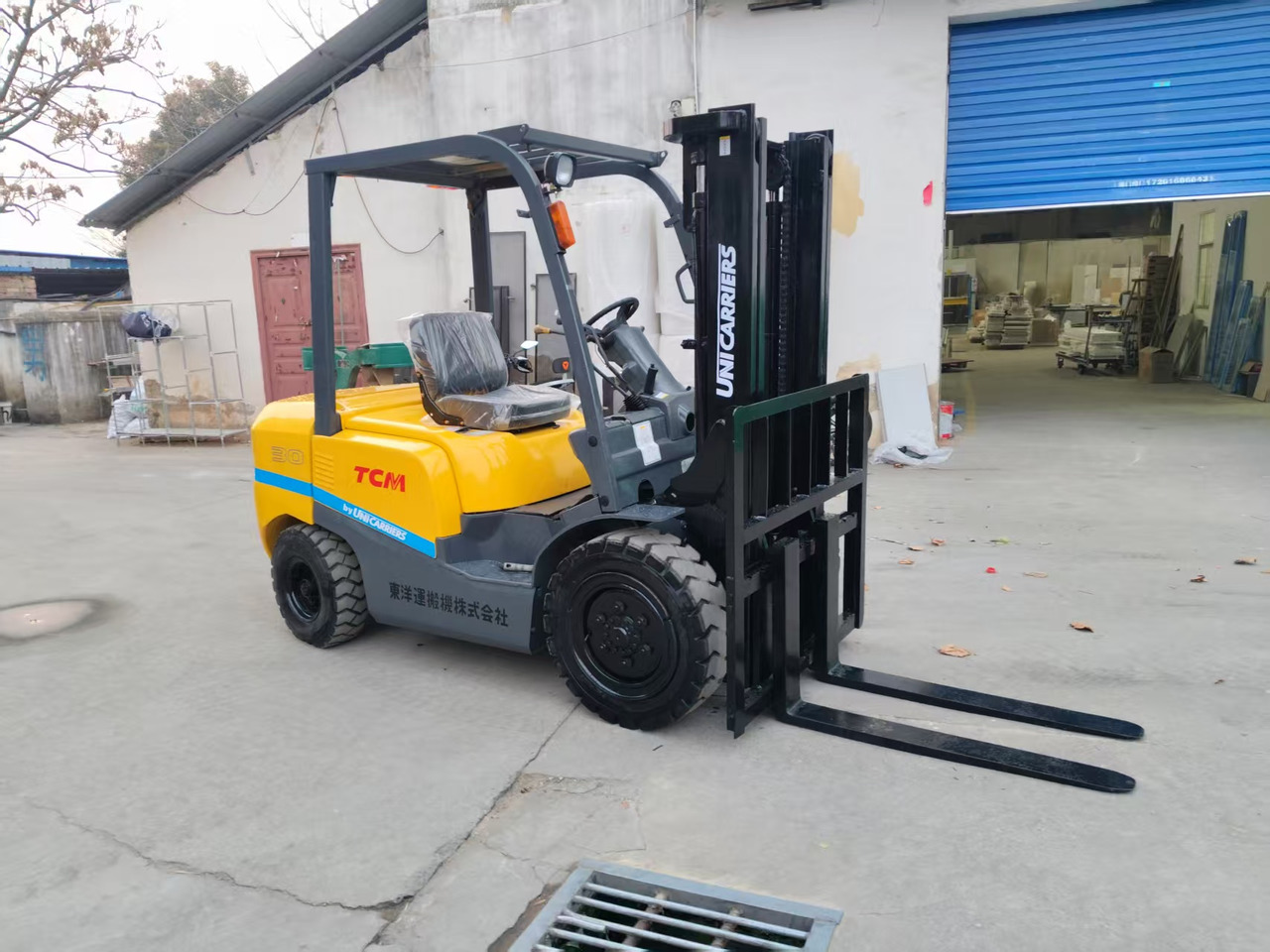 TCM FD30 Japan brand used 3 ton diesel forklift Customizable mast clamps - Dieselový vysokozdvižný vozík: obrázek 5 TCM FD30 Japan brand used 3 ton diesel forklift Customizable mast clamps - Dieselový vysokozdvižný vozík: obrázek 5