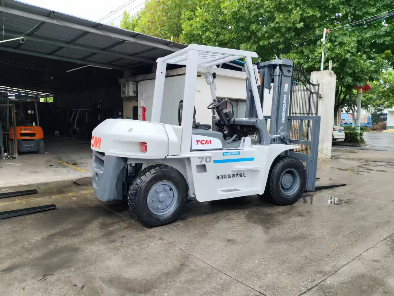 TCM FD70 japan brand 7 ton forklift used Customizable mast clamp side shift - Dieselový vysokozdvižný vozík: obrázek 4 TCM FD70 japan brand 7 ton forklift used Customizable mast clamp side shift - Dieselový vysokozdvižný vozík: obrázek 4
